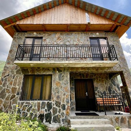 Gamarjoba Guest And Art House Hotel Ushguli Bagian luar foto