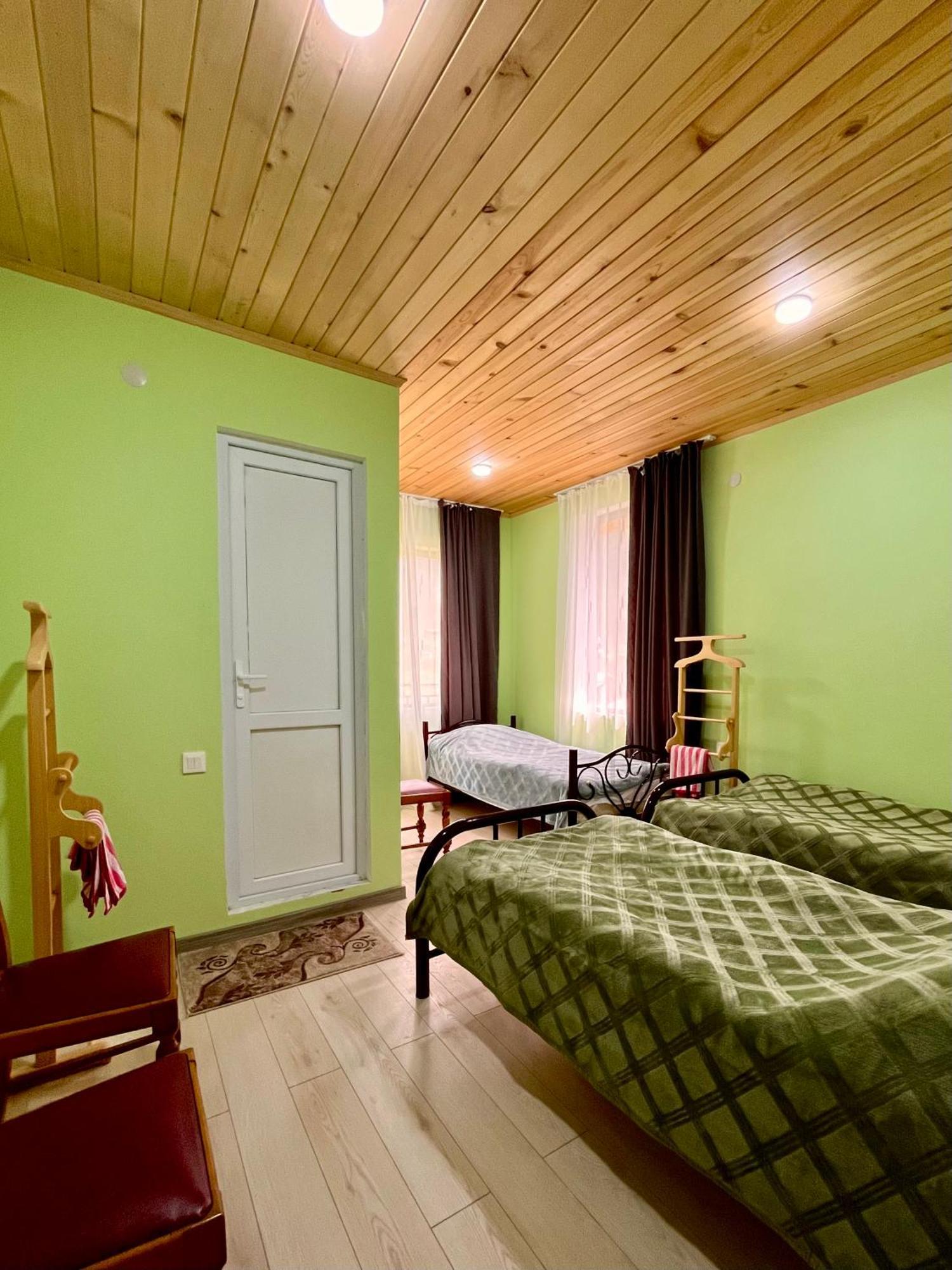 Gamarjoba Guest And Art House Hotel Ushguli Bagian luar foto